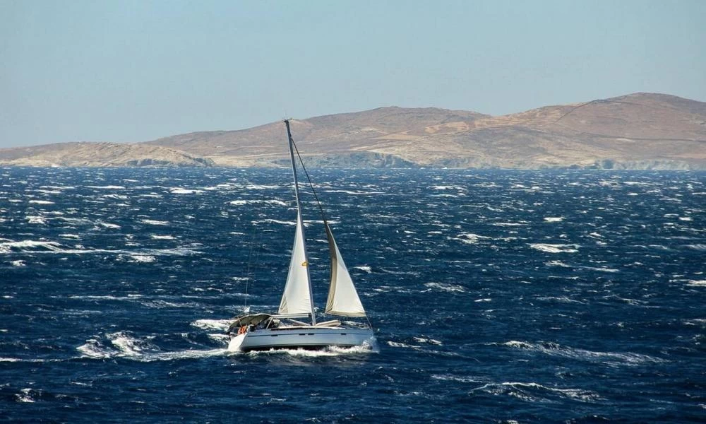 Επίπεδη η Γη; Ζευγάρι από την Ιταλία το πίστεψε και σάλπαρε για να το αποδείξει